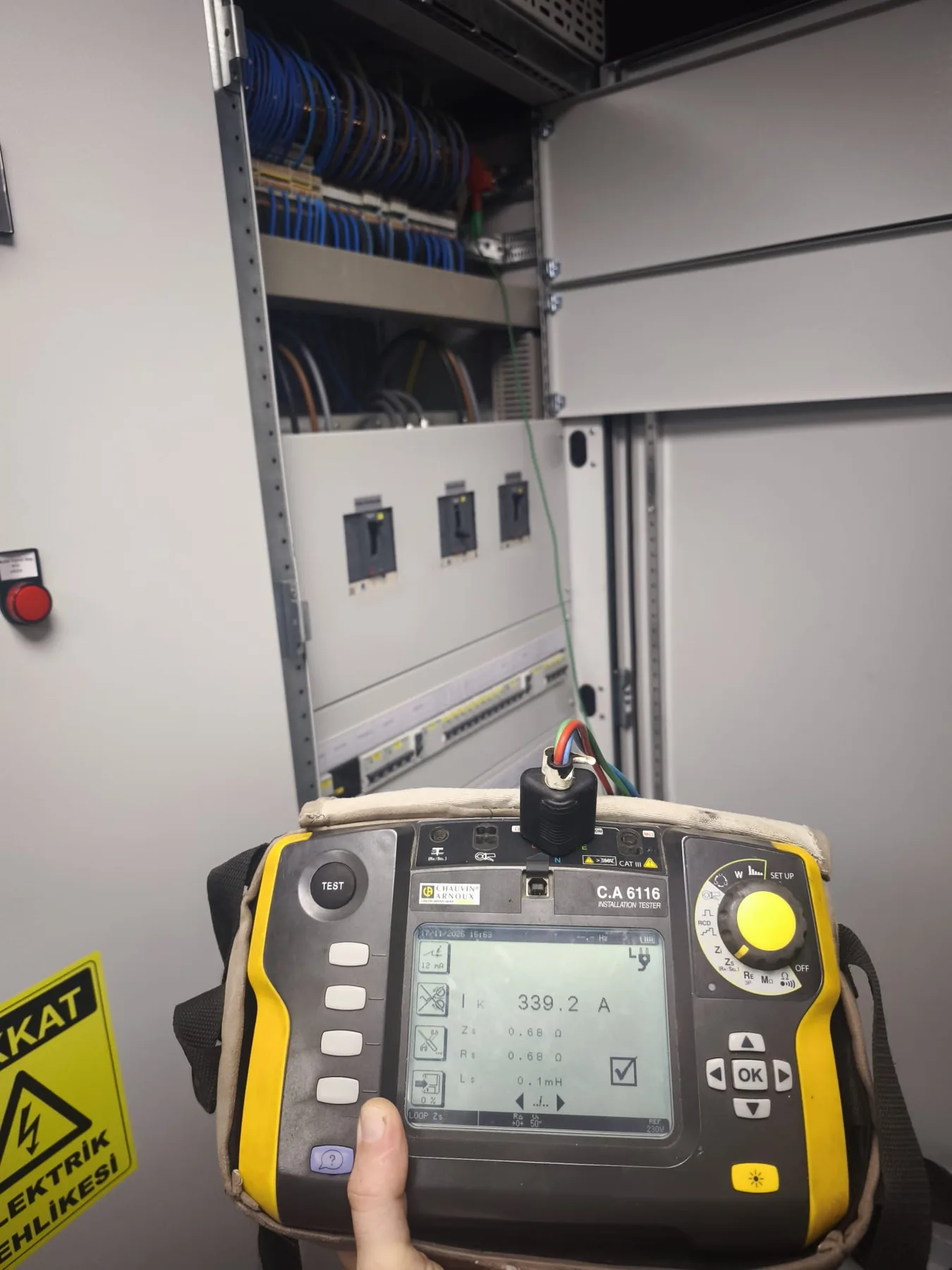 Elektrik panosunda loop empedansı ölçümü